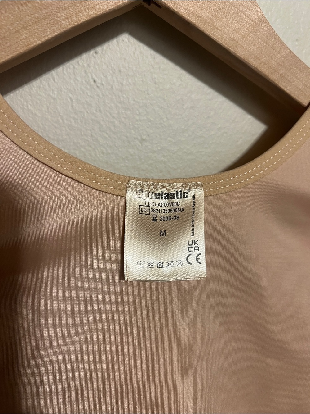 LipoElastic AP Variant Post-Surgical Compressive Arm Garment Natural Size M - Picture 6 of 13